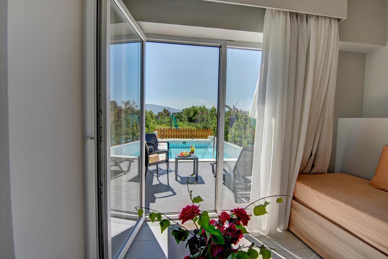 Suite met Eigen Zwembad